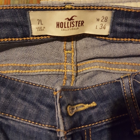Hollister Jeans 7L (28w 34l) - Picture 1 of 3